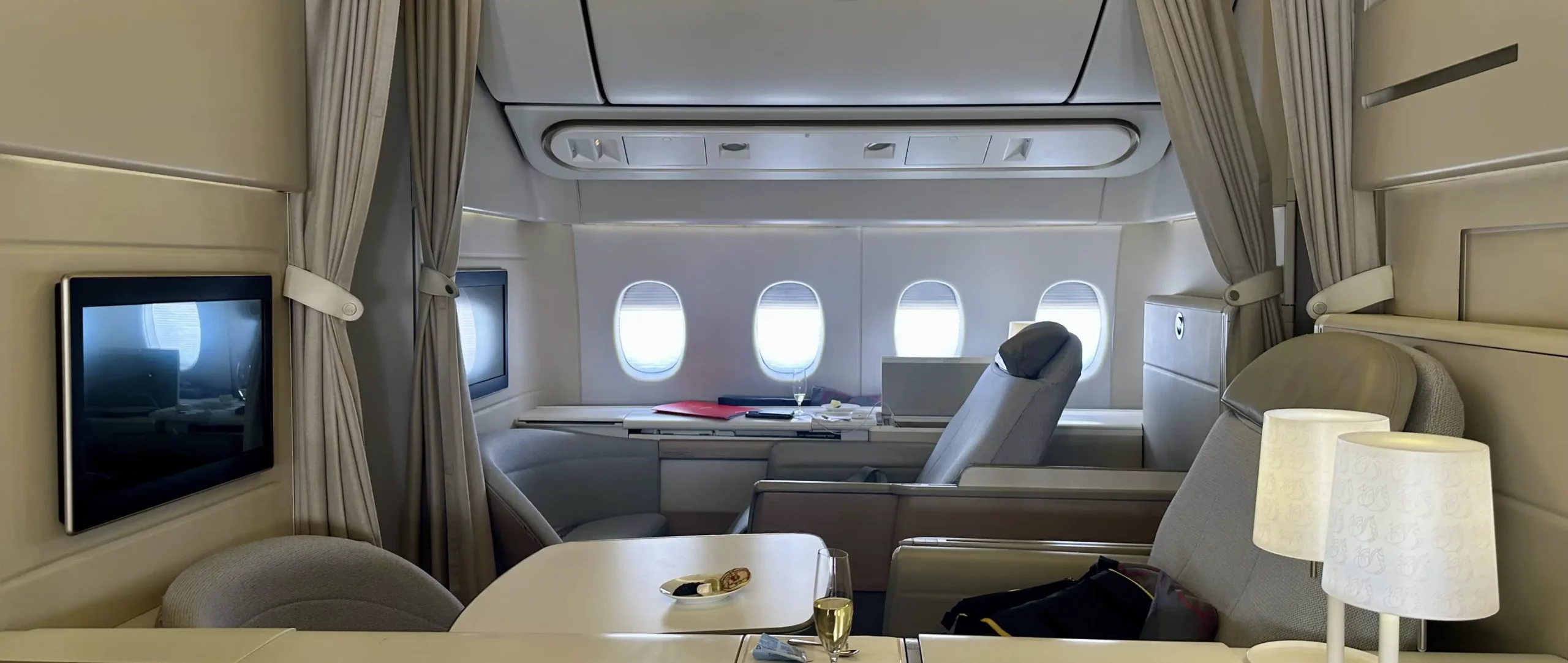 12 hrs on Air France First Class - From Paris to Mexico City 
