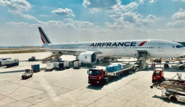 Air France 777 waiting at gate