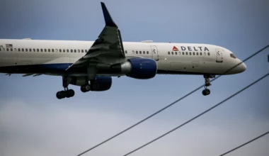 Delta 757