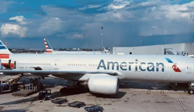 American Airlines 777-200