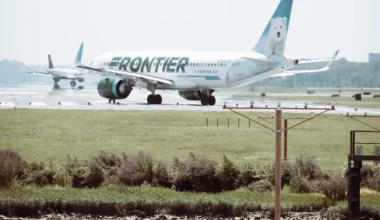 Frontier airplane on the runway