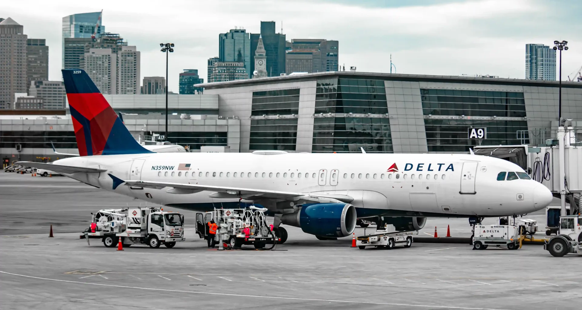 Delta plane on the apron